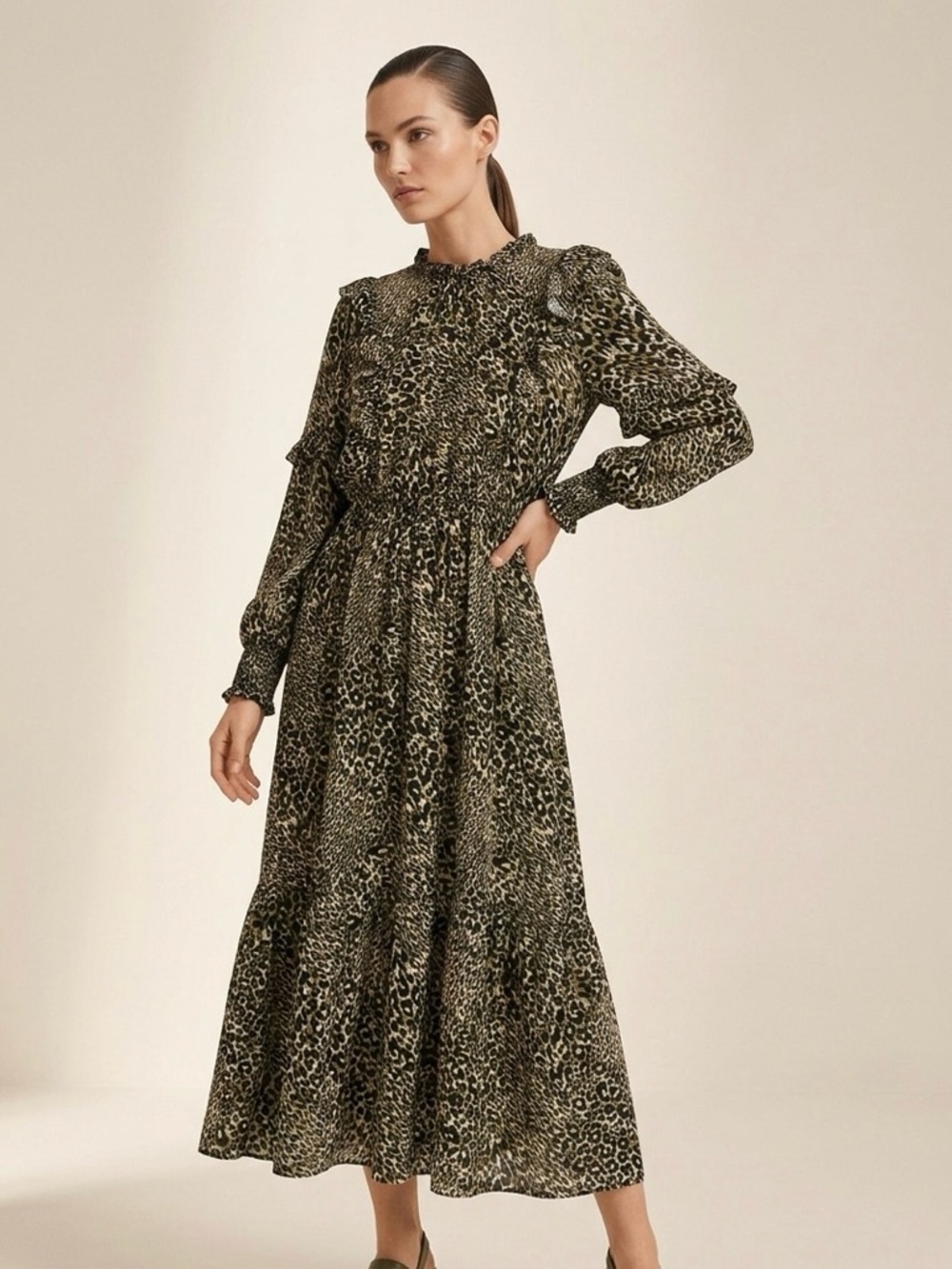 ⸻

M&S Collection Leopard Print Midi Dress – Size 10